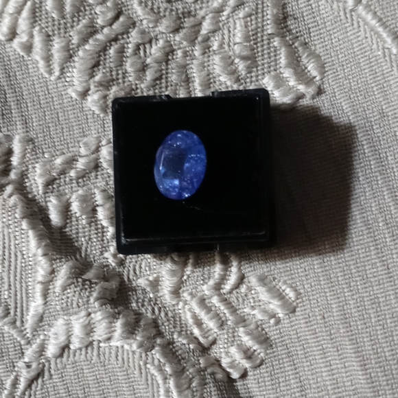 7.06ct blue/purple peacock tanzanite - Picture 4 of 6